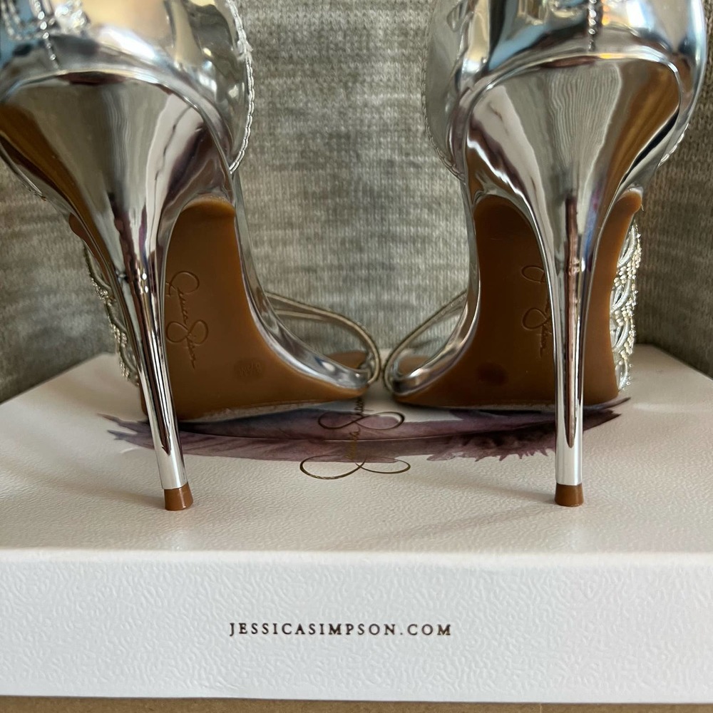 New Jessica Simpson Winifield Silver Rhinestone Heels Shoe Size 8.5 Strappy - Picture 3 of 9